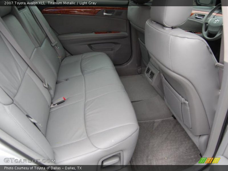 Titanium Metallic / Light Gray 2007 Toyota Avalon XLS