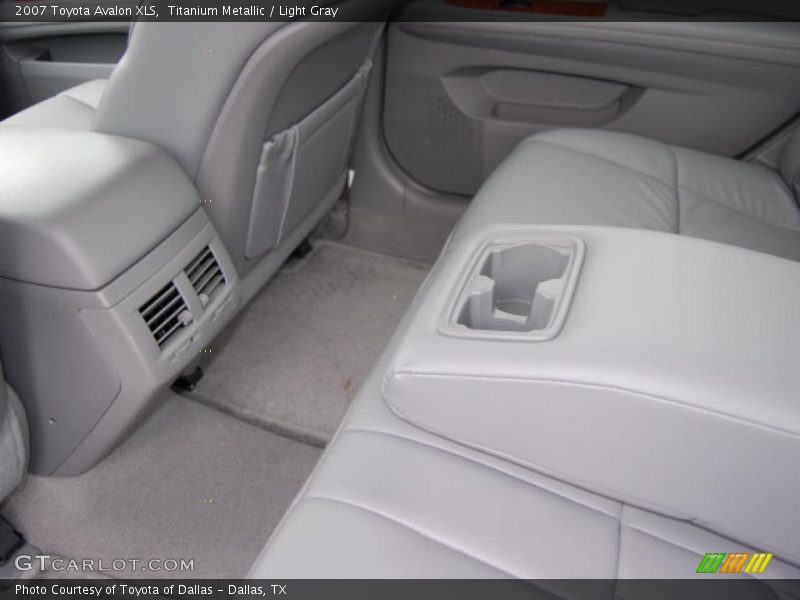 Titanium Metallic / Light Gray 2007 Toyota Avalon XLS