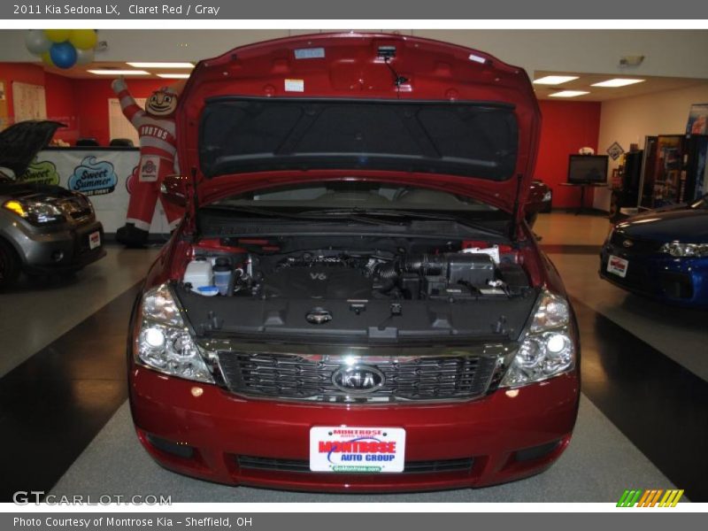 Claret Red / Gray 2011 Kia Sedona LX