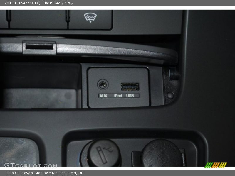 Claret Red / Gray 2011 Kia Sedona LX