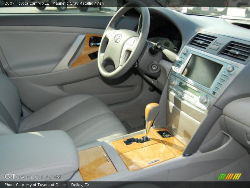Magnetic Gray Metallic / Ash 2007 Toyota Camry XLE