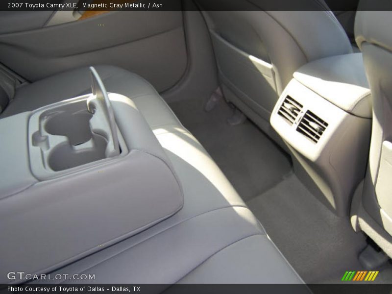 Magnetic Gray Metallic / Ash 2007 Toyota Camry XLE