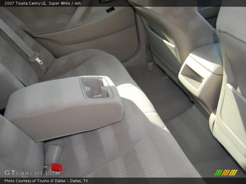 Super White / Ash 2007 Toyota Camry LE