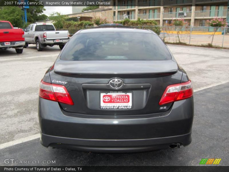 Magnetic Gray Metallic / Dark Charcoal 2007 Toyota Camry SE