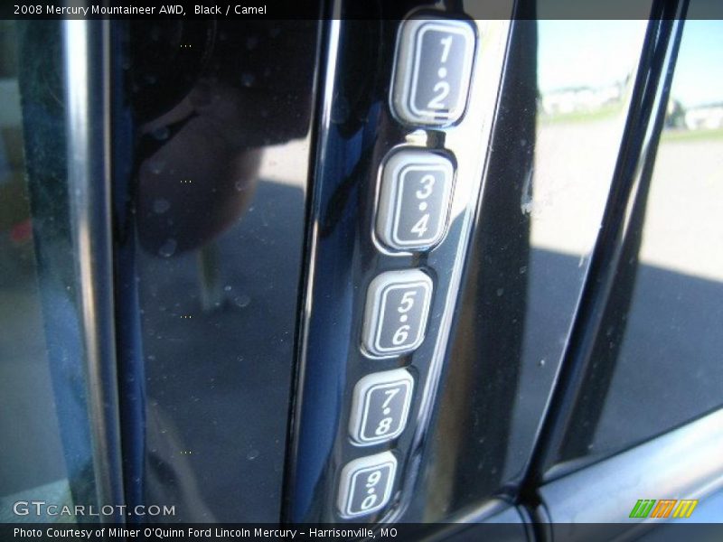 Black / Camel 2008 Mercury Mountaineer AWD