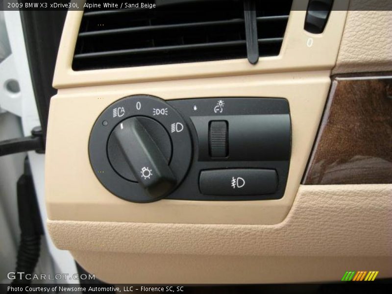 Alpine White / Sand Beige 2009 BMW X3 xDrive30i