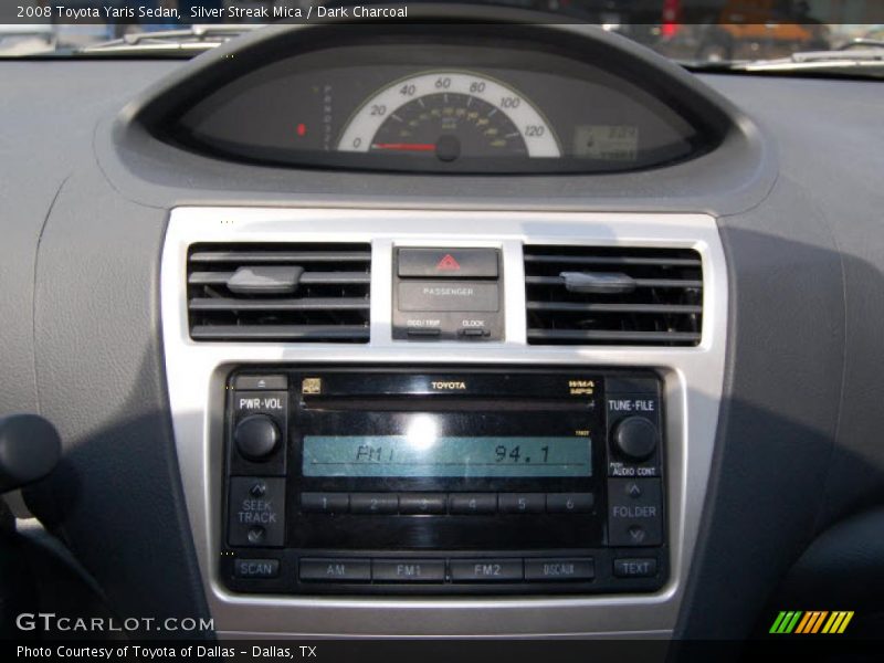 Silver Streak Mica / Dark Charcoal 2008 Toyota Yaris Sedan