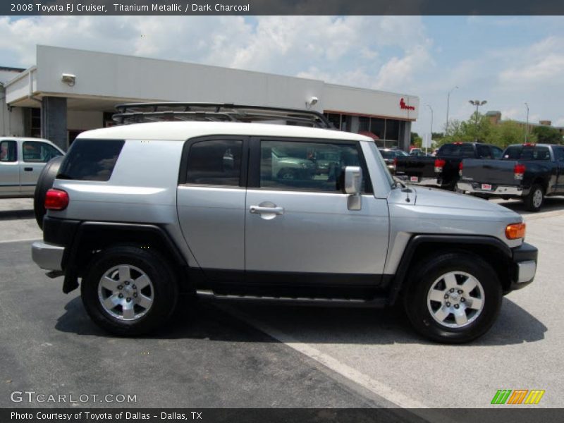 Titanium Metallic / Dark Charcoal 2008 Toyota FJ Cruiser