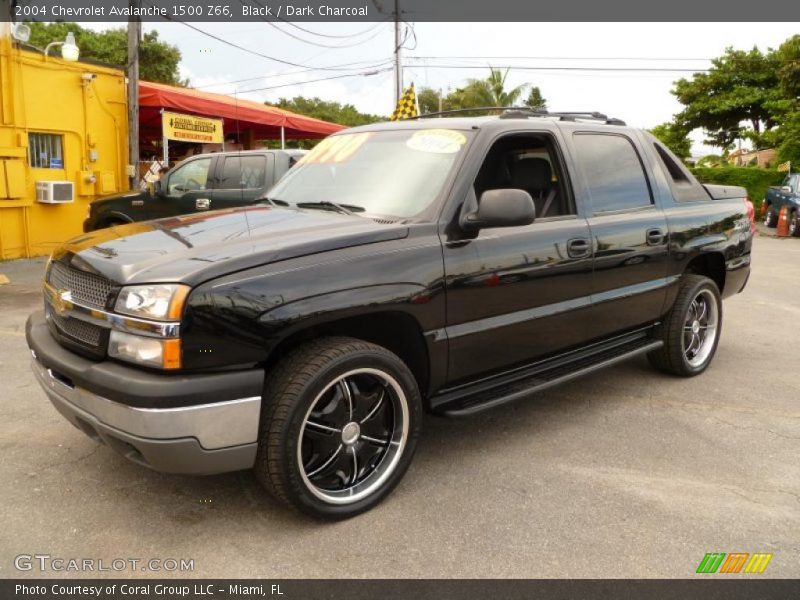 Black / Dark Charcoal 2004 Chevrolet Avalanche 1500 Z66