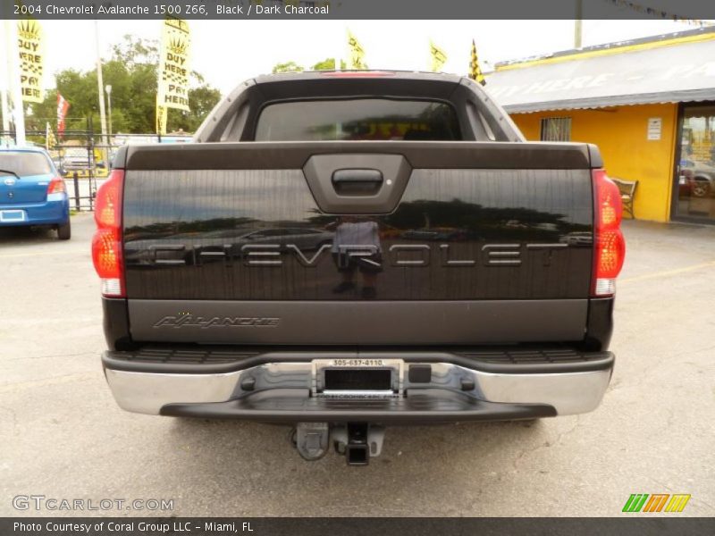 Black / Dark Charcoal 2004 Chevrolet Avalanche 1500 Z66