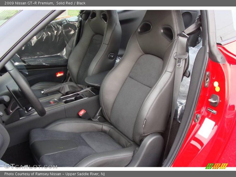 Solid Red / Black 2009 Nissan GT-R Premium