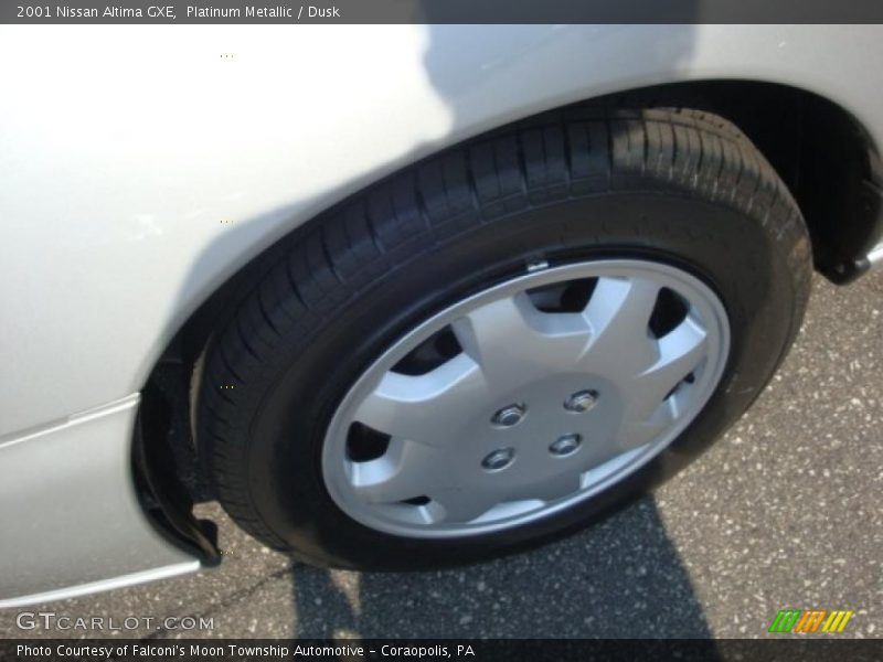 Platinum Metallic / Dusk 2001 Nissan Altima GXE