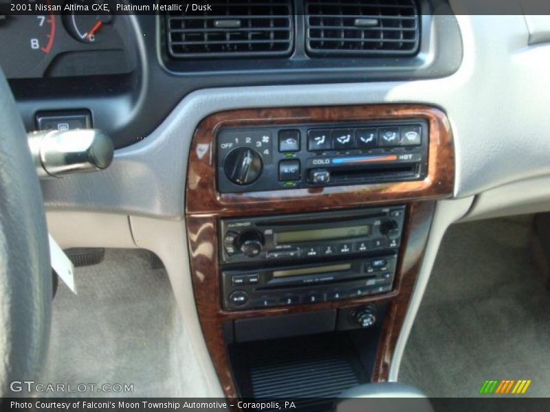 Platinum Metallic / Dusk 2001 Nissan Altima GXE