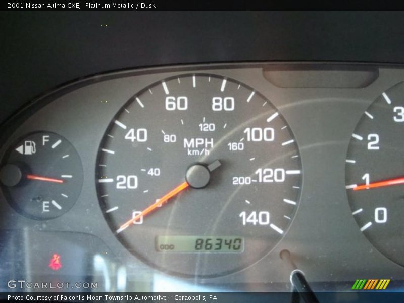 Platinum Metallic / Dusk 2001 Nissan Altima GXE