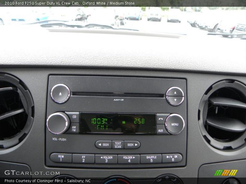 Oxford White / Medium Stone 2010 Ford F250 Super Duty XL Crew Cab