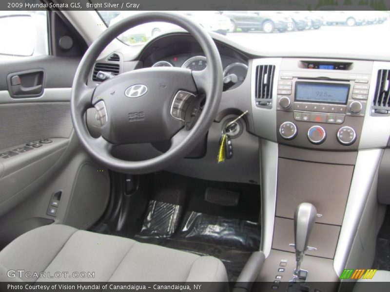 Bright Silver / Gray 2009 Hyundai Sonata GLS