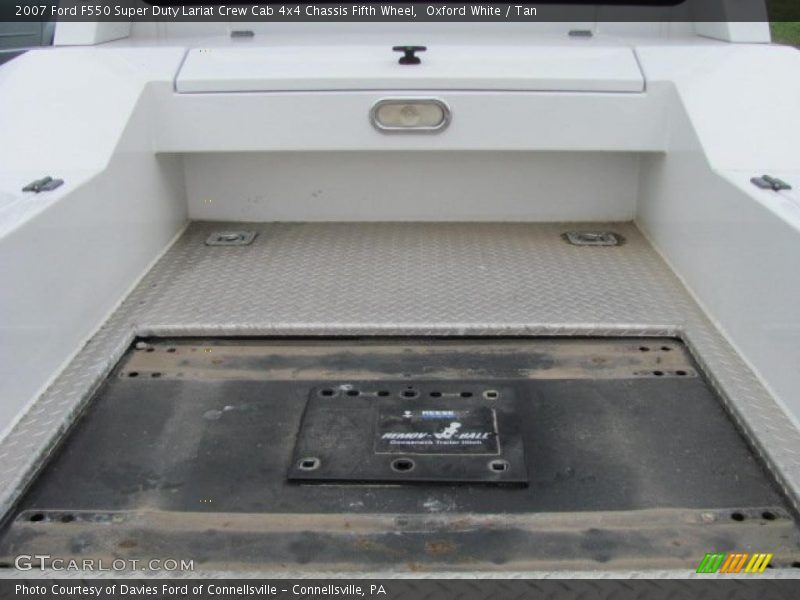 Oxford White / Tan 2007 Ford F550 Super Duty Lariat Crew Cab 4x4 Chassis Fifth Wheel
