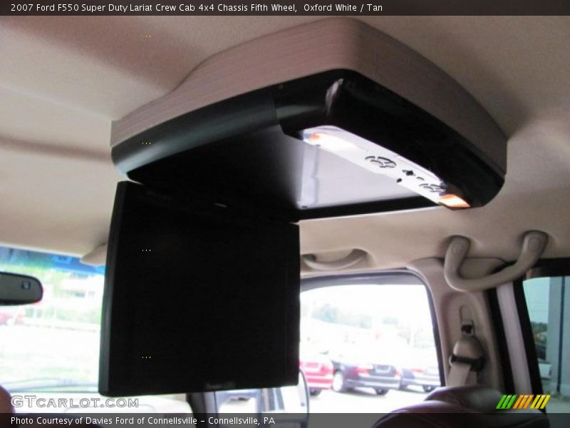 Oxford White / Tan 2007 Ford F550 Super Duty Lariat Crew Cab 4x4 Chassis Fifth Wheel