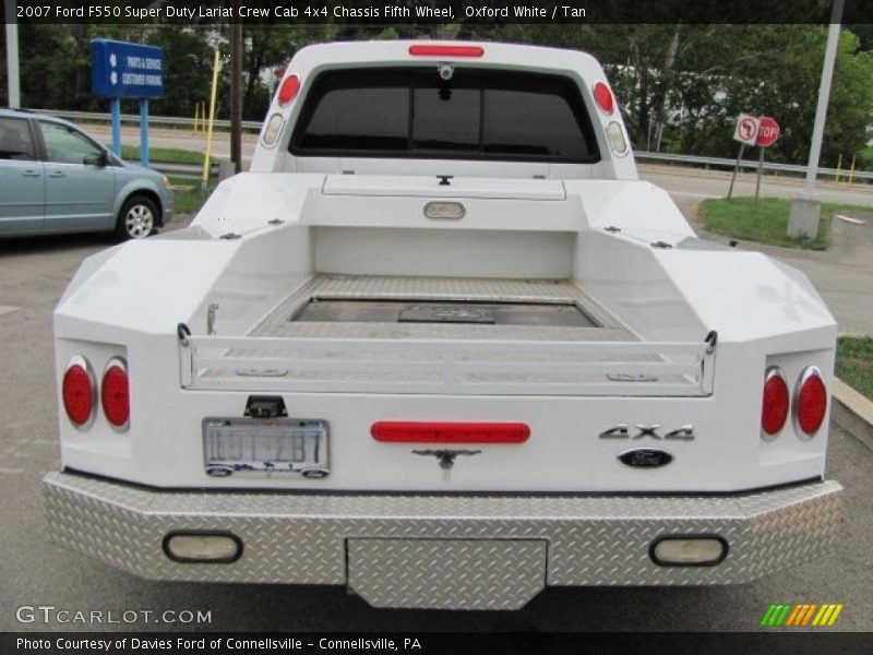 Oxford White / Tan 2007 Ford F550 Super Duty Lariat Crew Cab 4x4 Chassis Fifth Wheel