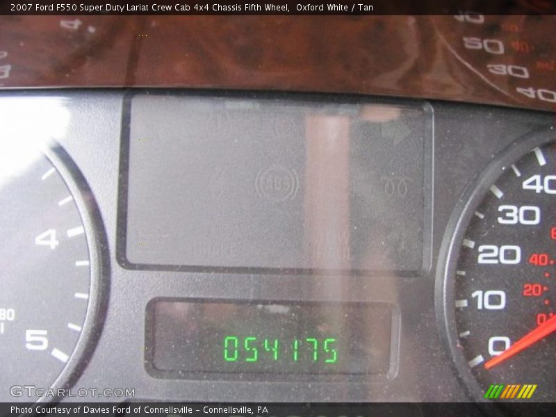 Oxford White / Tan 2007 Ford F550 Super Duty Lariat Crew Cab 4x4 Chassis Fifth Wheel