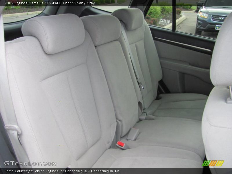 Bright Silver / Gray 2009 Hyundai Santa Fe GLS 4WD