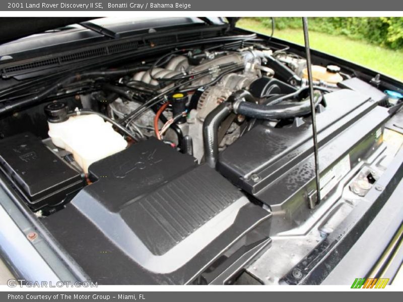 Bonatti Gray / Bahama Beige 2001 Land Rover Discovery II SE