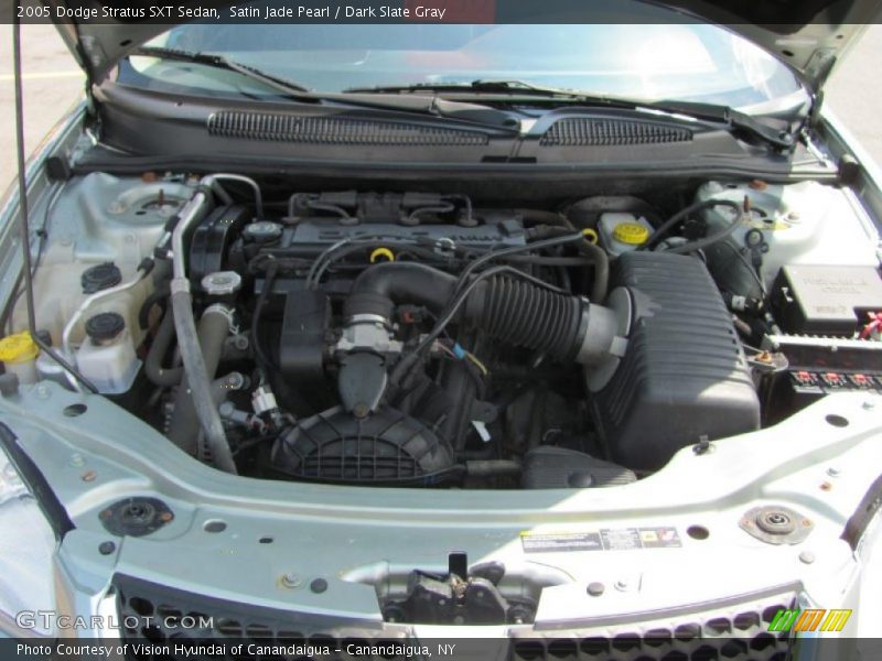 Satin Jade Pearl / Dark Slate Gray 2005 Dodge Stratus SXT Sedan
