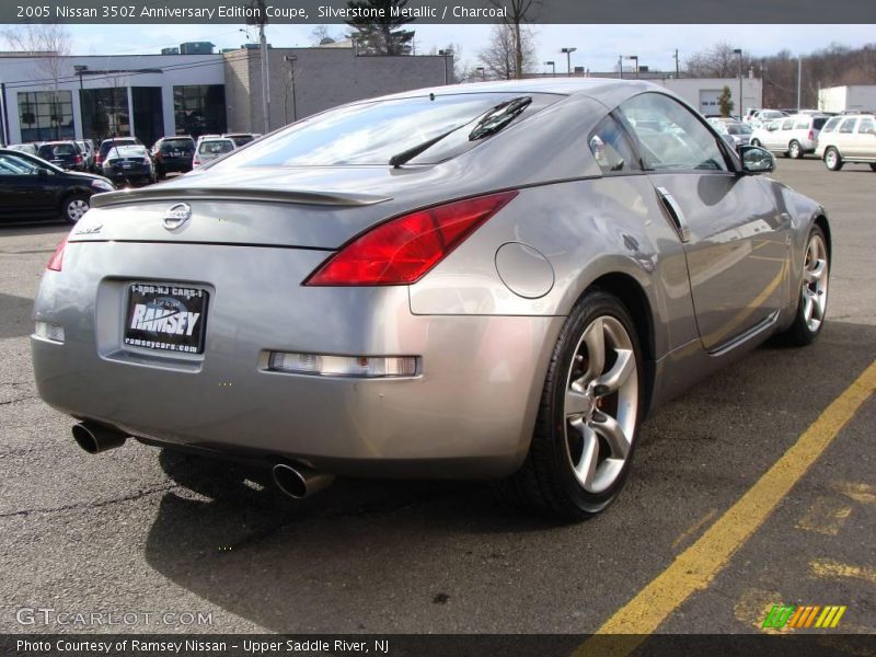 Silverstone Metallic / Charcoal 2005 Nissan 350Z Anniversary Edition Coupe
