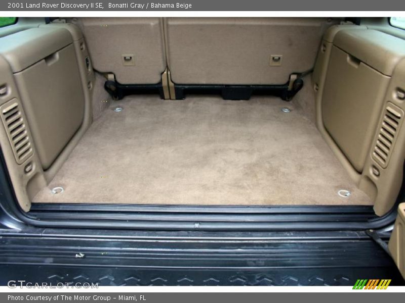 Bonatti Gray / Bahama Beige 2001 Land Rover Discovery II SE