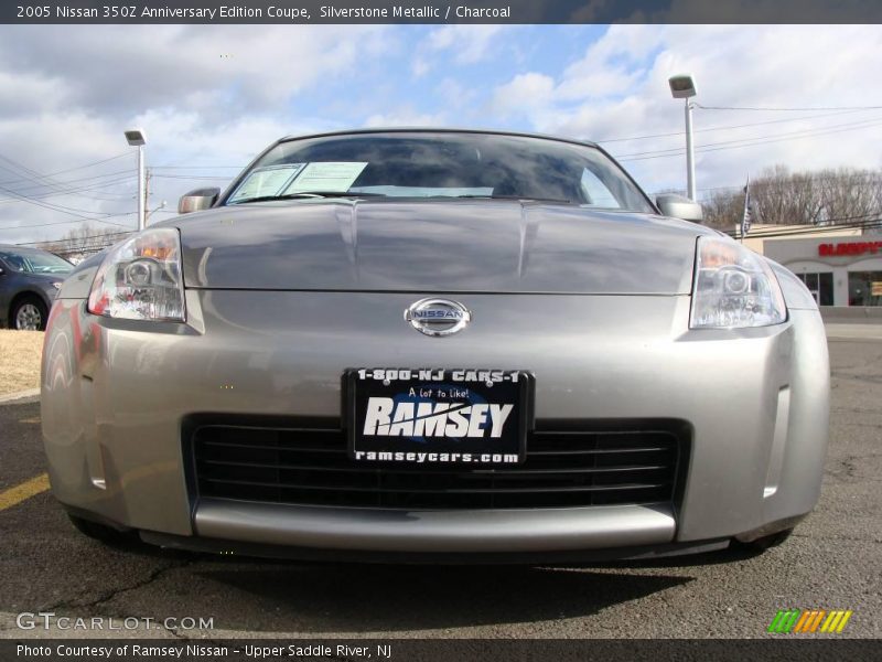 Silverstone Metallic / Charcoal 2005 Nissan 350Z Anniversary Edition Coupe