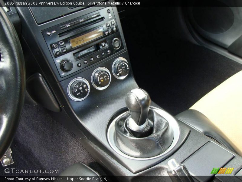 Silverstone Metallic / Charcoal 2005 Nissan 350Z Anniversary Edition Coupe