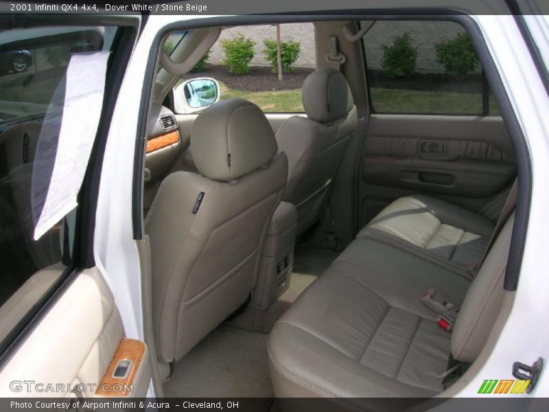 Dover White / Stone Beige 2001 Infiniti QX4 4x4