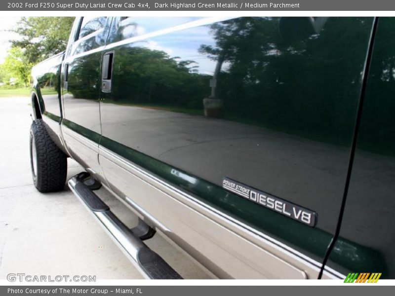 Dark Highland Green Metallic / Medium Parchment 2002 Ford F250 Super Duty Lariat Crew Cab 4x4