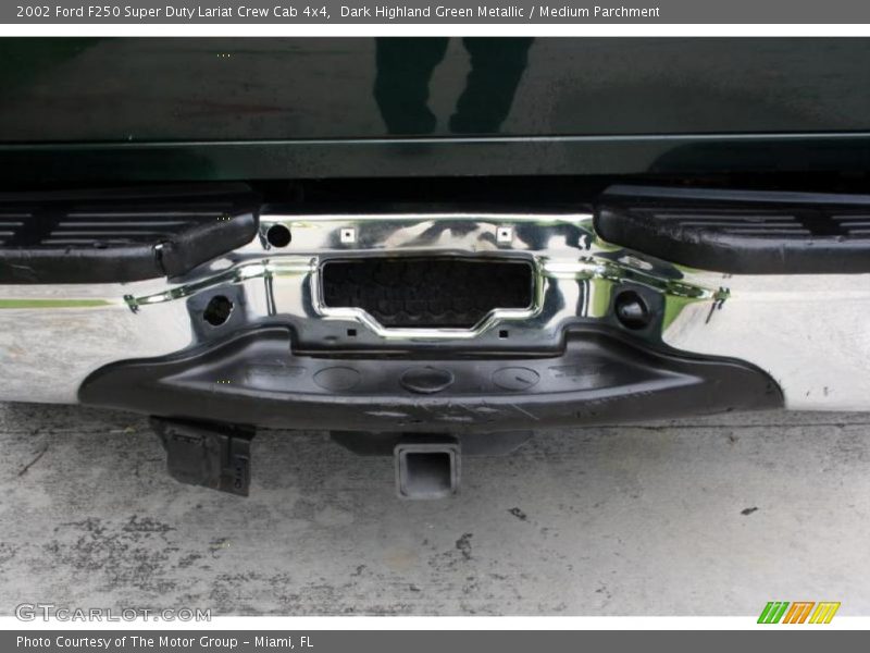 Dark Highland Green Metallic / Medium Parchment 2002 Ford F250 Super Duty Lariat Crew Cab 4x4