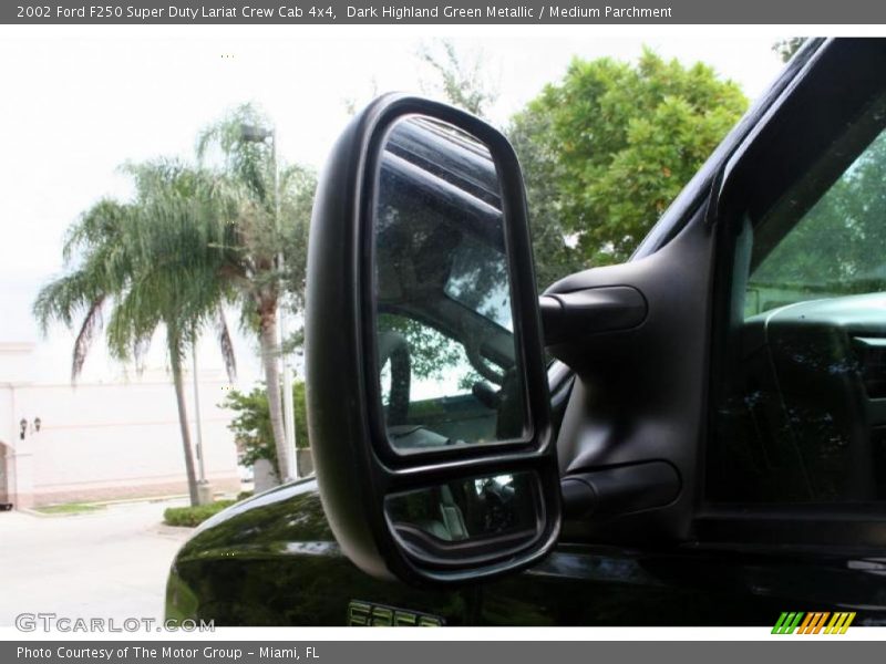 Dark Highland Green Metallic / Medium Parchment 2002 Ford F250 Super Duty Lariat Crew Cab 4x4