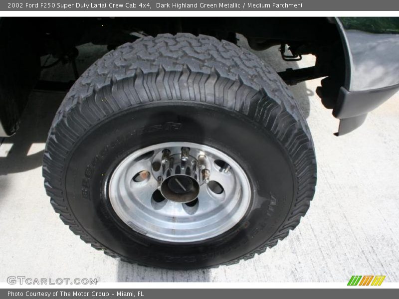 Dark Highland Green Metallic / Medium Parchment 2002 Ford F250 Super Duty Lariat Crew Cab 4x4