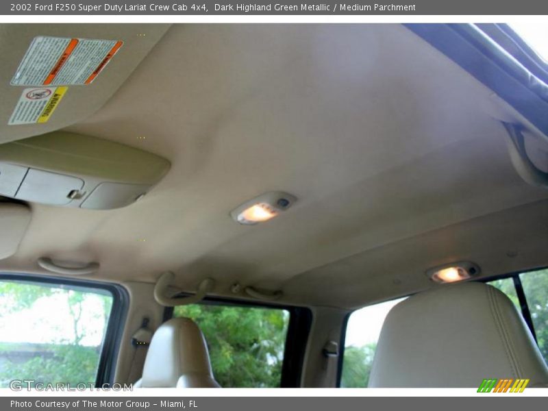 Dark Highland Green Metallic / Medium Parchment 2002 Ford F250 Super Duty Lariat Crew Cab 4x4