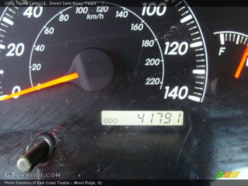 Desert Sand Mica / Taupe 2006 Toyota Camry LE