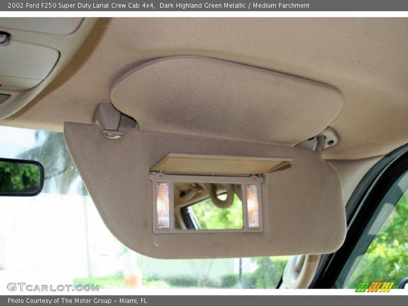 Dark Highland Green Metallic / Medium Parchment 2002 Ford F250 Super Duty Lariat Crew Cab 4x4