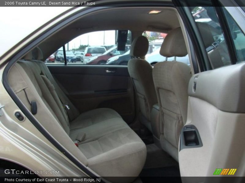 Desert Sand Mica / Taupe 2006 Toyota Camry LE