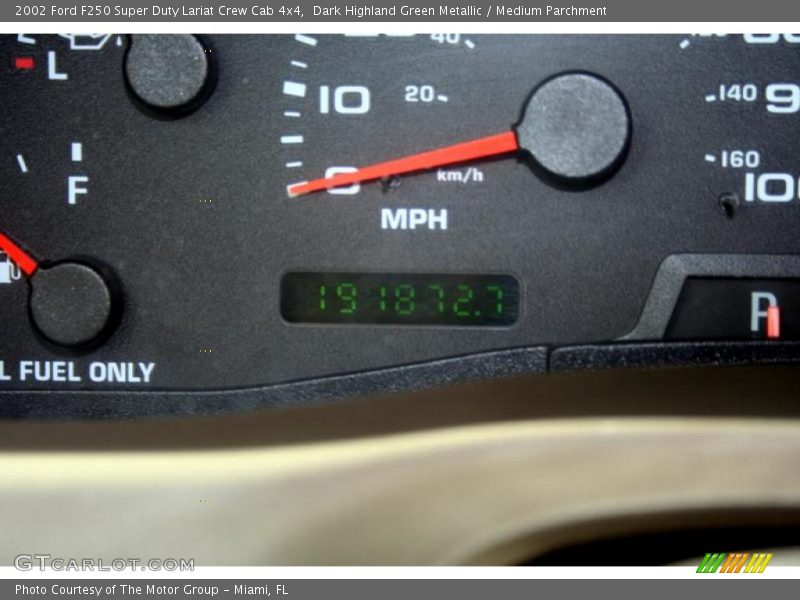 Dark Highland Green Metallic / Medium Parchment 2002 Ford F250 Super Duty Lariat Crew Cab 4x4