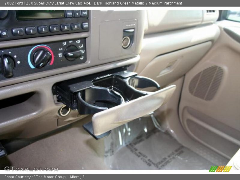 Dark Highland Green Metallic / Medium Parchment 2002 Ford F250 Super Duty Lariat Crew Cab 4x4