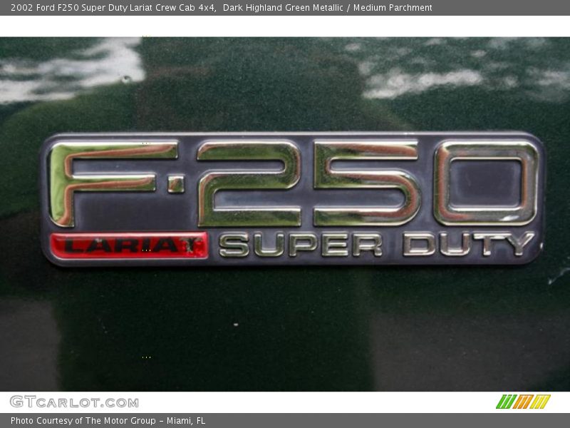Dark Highland Green Metallic / Medium Parchment 2002 Ford F250 Super Duty Lariat Crew Cab 4x4