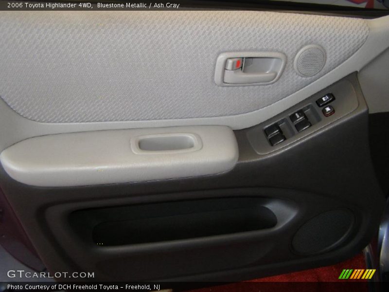 Bluestone Metallic / Ash Gray 2006 Toyota Highlander 4WD
