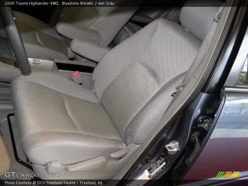 Bluestone Metallic / Ash Gray 2006 Toyota Highlander 4WD