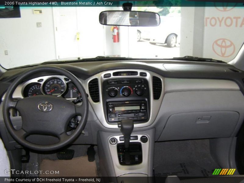 Bluestone Metallic / Ash Gray 2006 Toyota Highlander 4WD