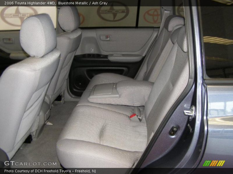Bluestone Metallic / Ash Gray 2006 Toyota Highlander 4WD