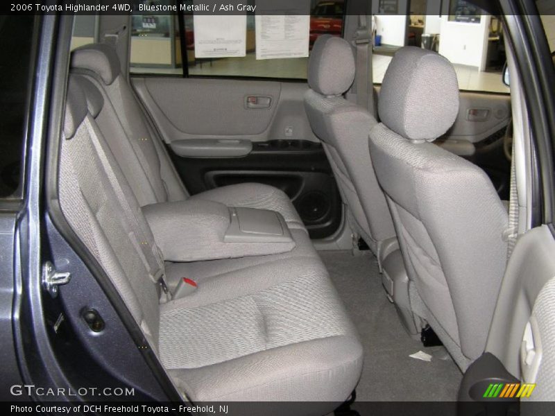 Bluestone Metallic / Ash Gray 2006 Toyota Highlander 4WD