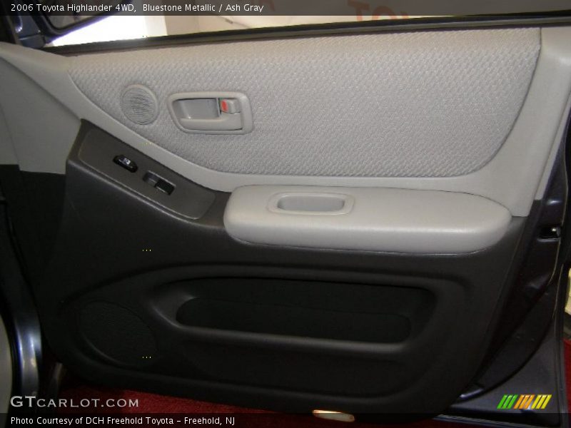 Bluestone Metallic / Ash Gray 2006 Toyota Highlander 4WD