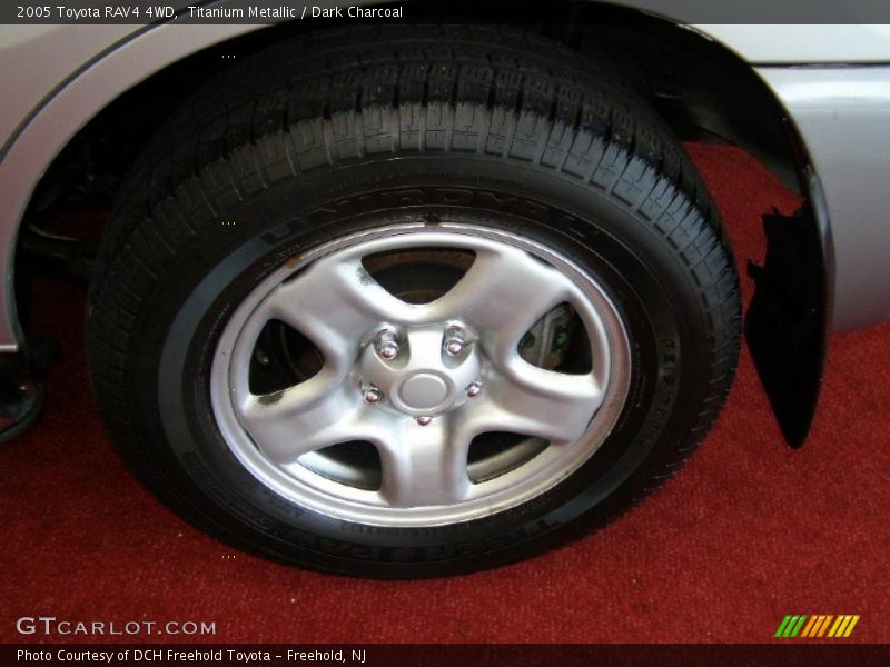 Titanium Metallic / Dark Charcoal 2005 Toyota RAV4 4WD